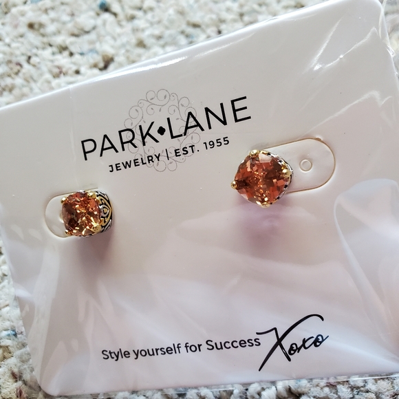 Park Lane Coral Reef Impression Stud Earrings - Picture 2 of 5